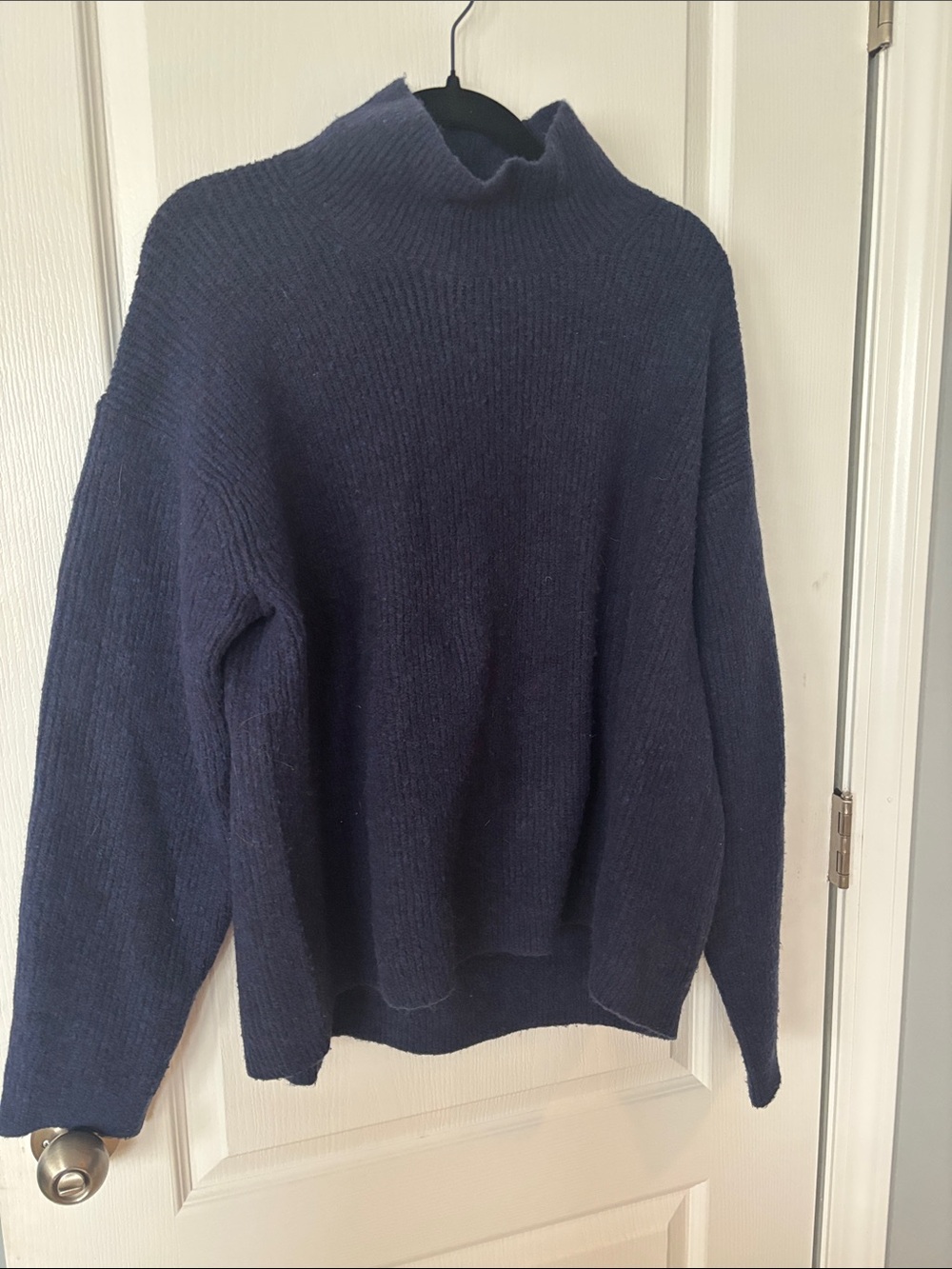 Uniqlo Navy Blue Turtleneck Sweater